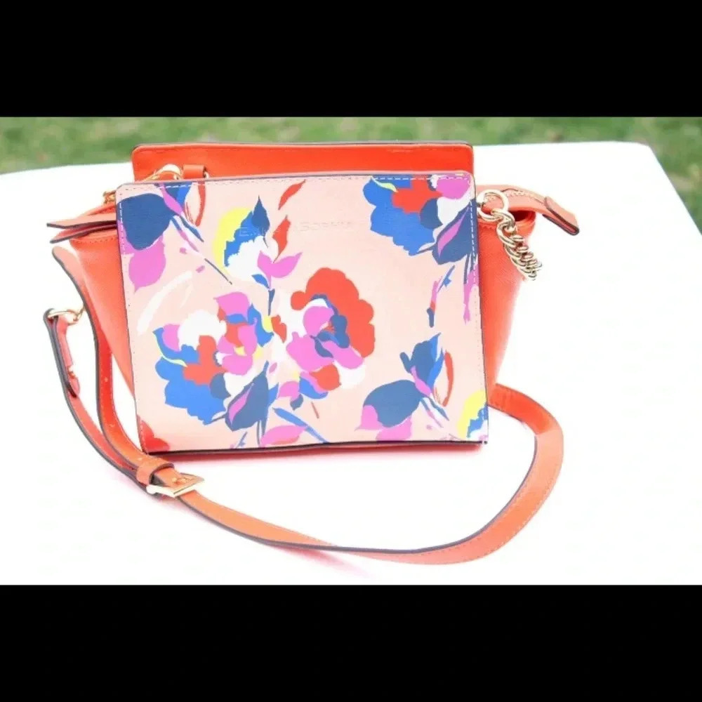 Emma & Sophia cross body bag